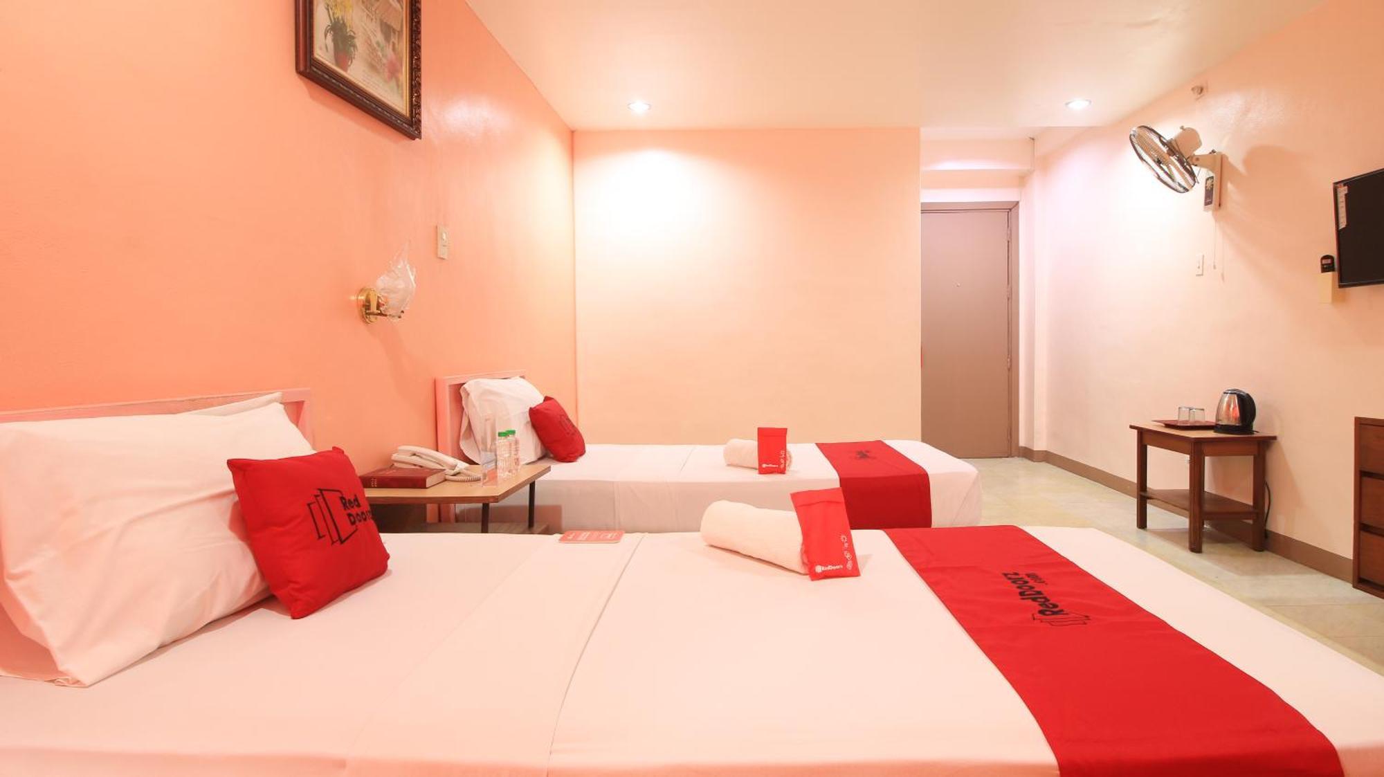 RedDoorz Plus @ Chinatown Binondo Manila Zewnętrze zdjęcie