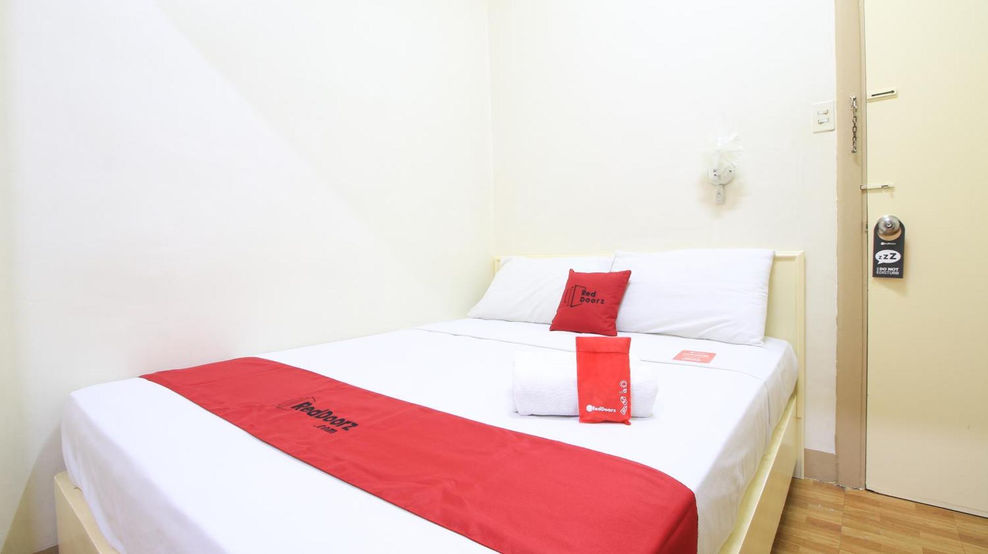 RedDoorz Plus @ Chinatown Binondo Manila Zewnętrze zdjęcie