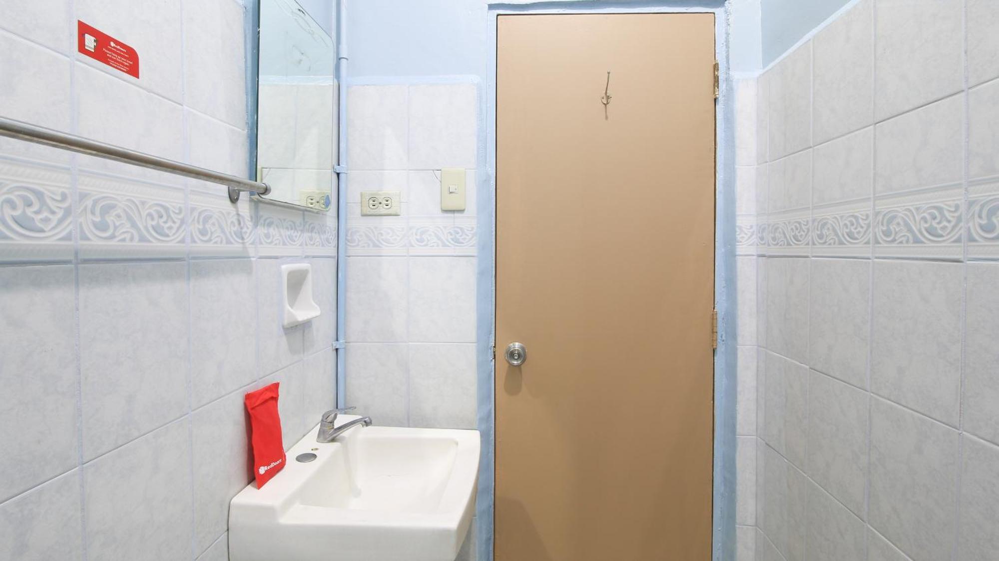 RedDoorz Plus @ Chinatown Binondo Manila Zewnętrze zdjęcie
